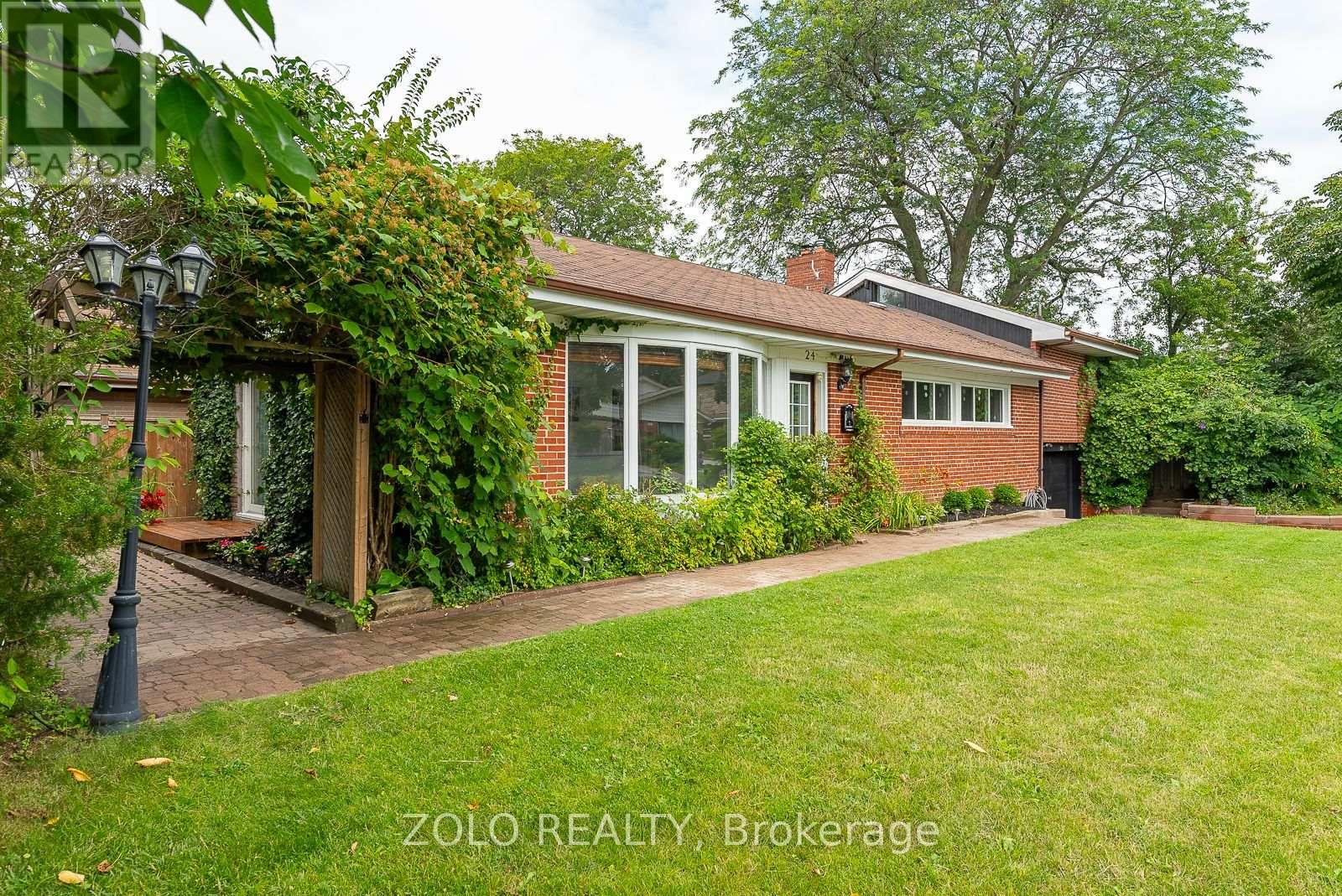 Property at 24 PANMURE CRESCENT E image 1