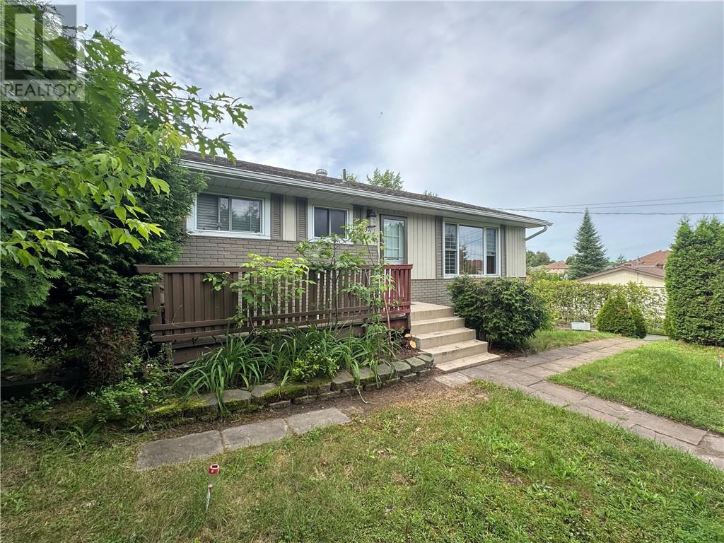 Property at 3039 Hines Street image 2