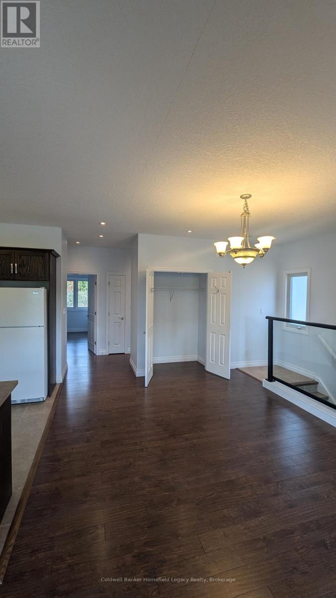 Upper - 390 Church Street, Stratford, Ontario  N5A 2S1 - Photo 17 - X12271355