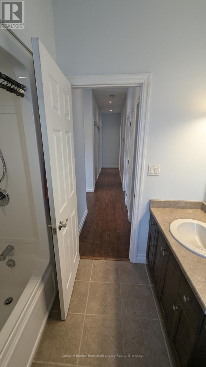 Upper - 390 Church Street, Stratford, Ontario  N5A 2S1 - Photo 23 - X12271355