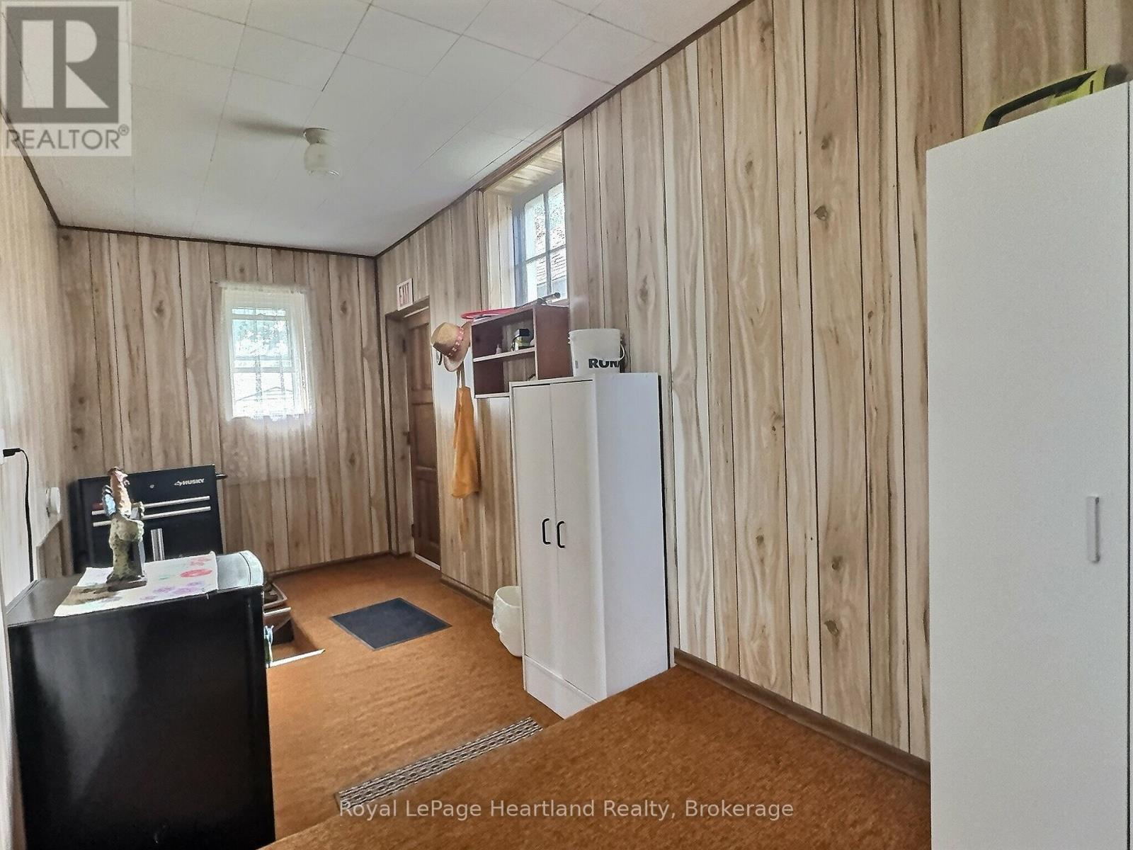 46 Gidley Street W, South Huron, Ontario  N0M 1S2 - Photo 21 - X12271344
