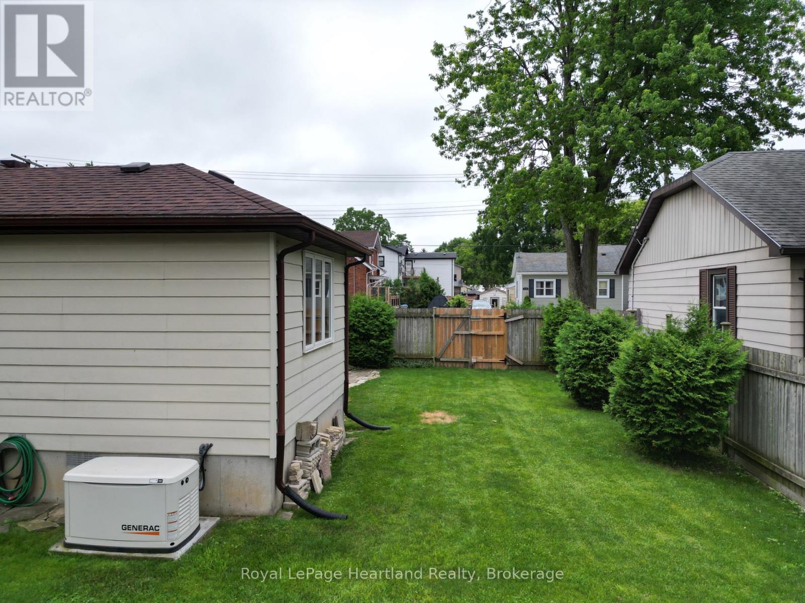 46 Gidley Street W, South Huron, Ontario  N0M 1S2 - Photo 31 - X12271344