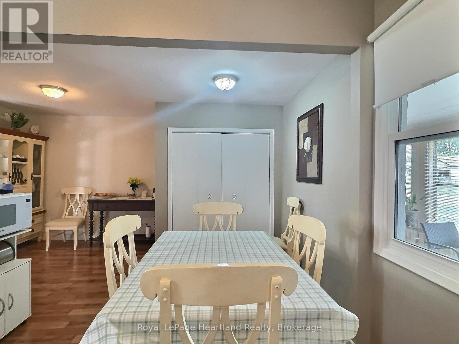 46 Gidley Street W, South Huron, Ontario  N0M 1S2 - Photo 8 - X12271344