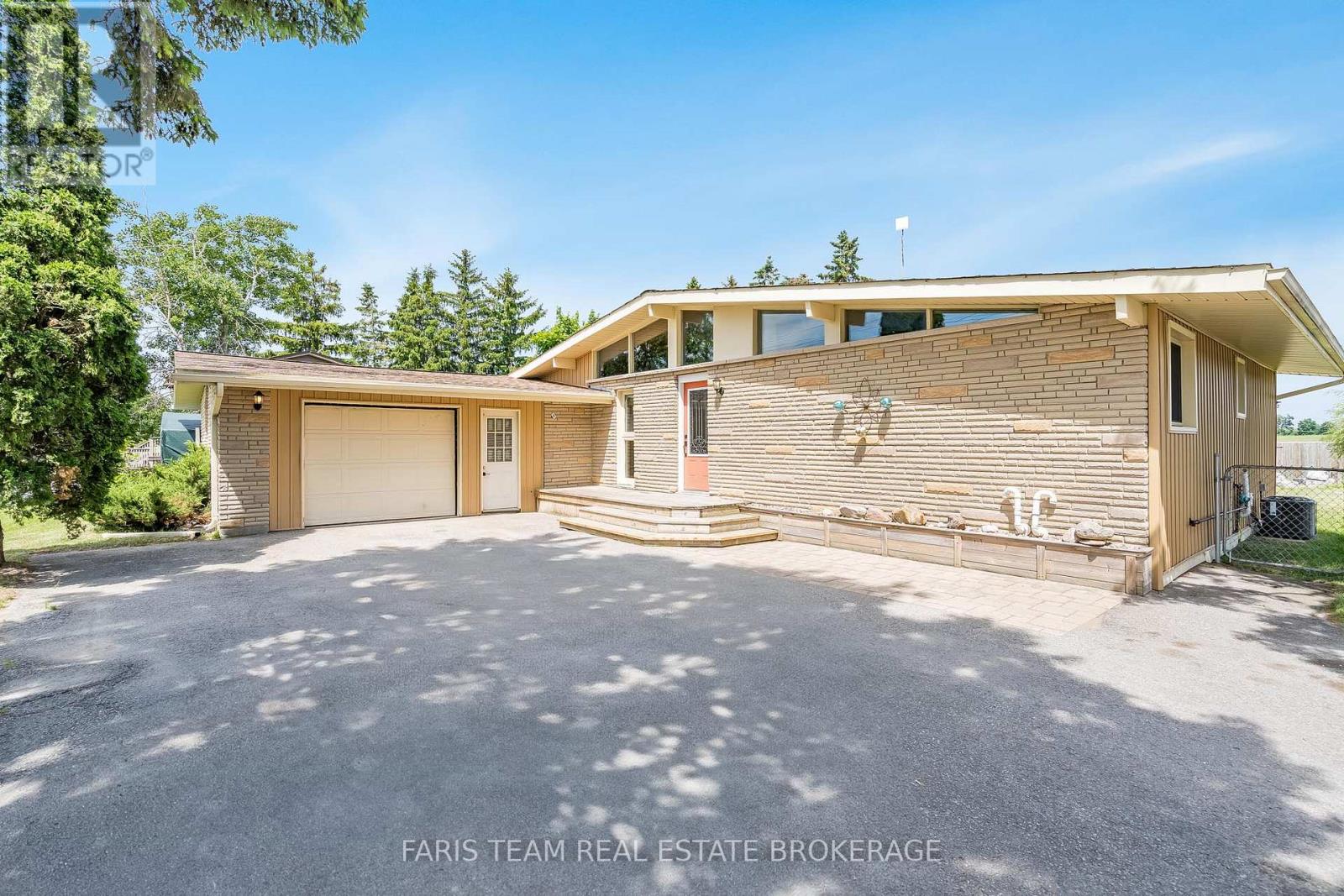 Property at 7466 11TH LINE image 4