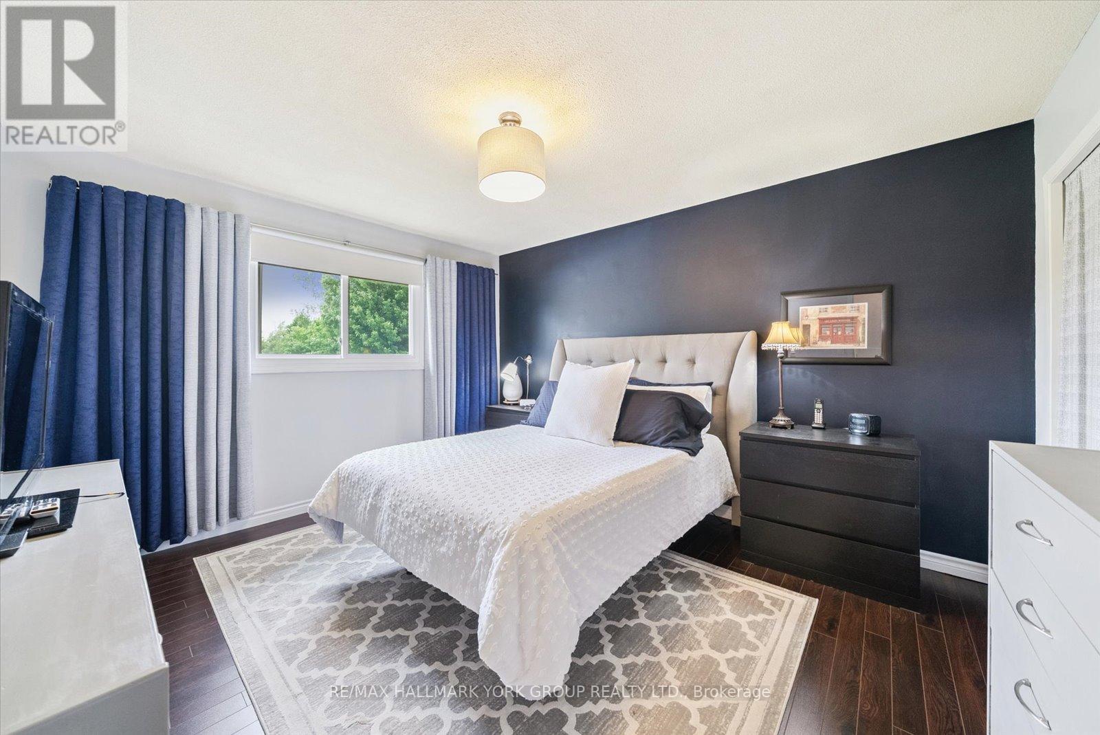 31 Griffith Avenue, Georgina, Ontario  L0E 1N0 - Photo 18 - N12272618