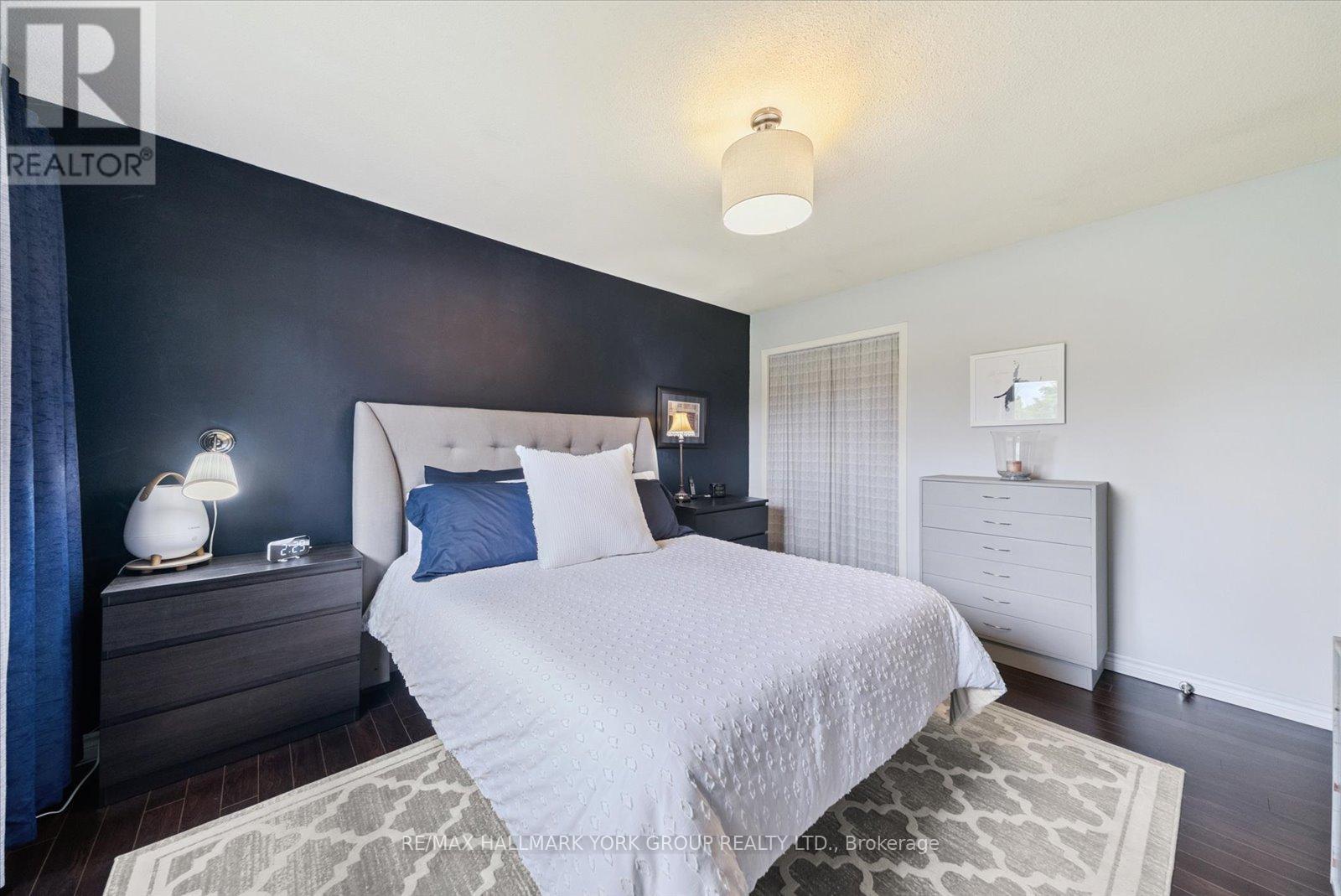 31 Griffith Avenue, Georgina, Ontario  L0E 1N0 - Photo 20 - N12272618