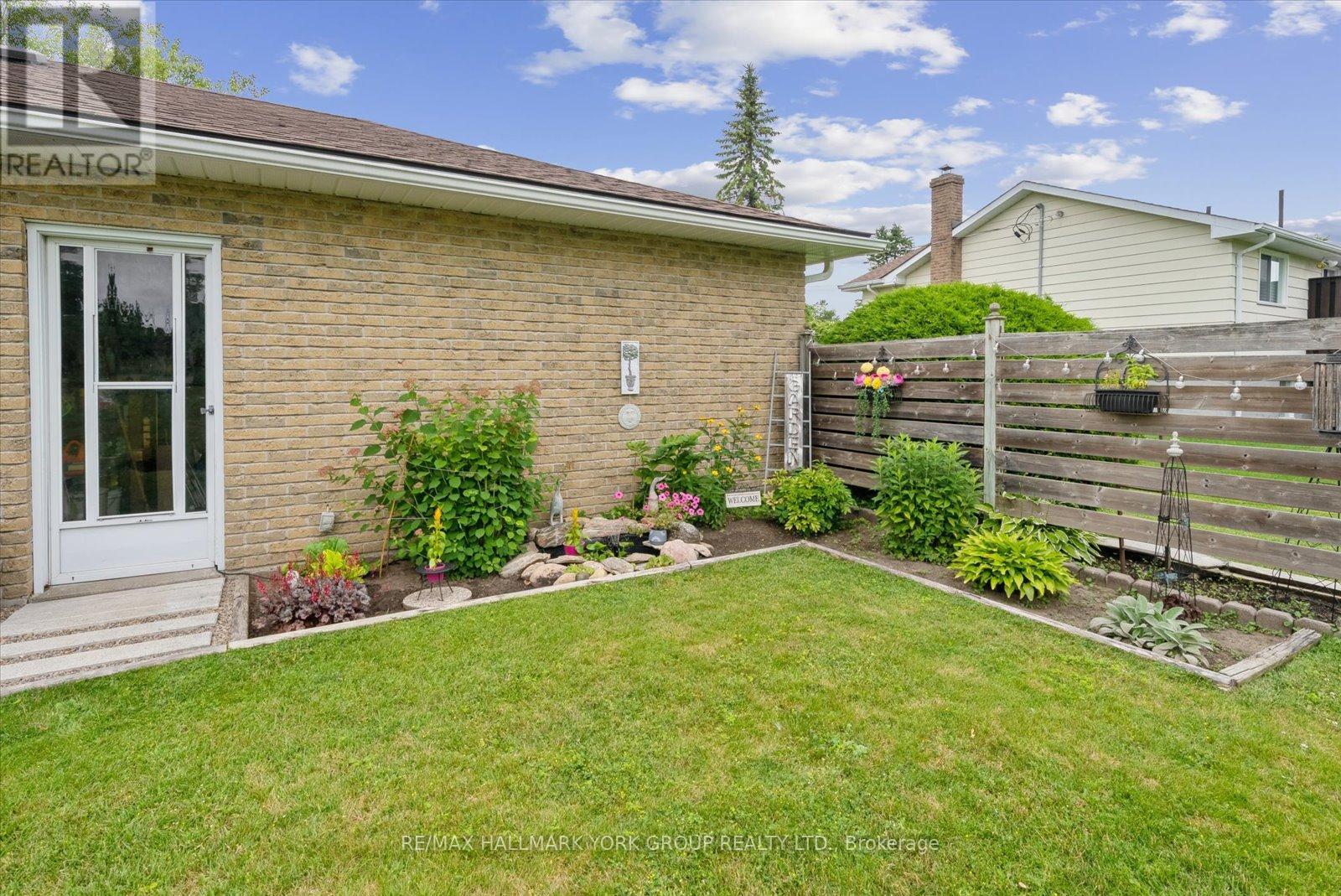 31 Griffith Avenue, Georgina, Ontario  L0E 1N0 - Photo 38 - N12272618