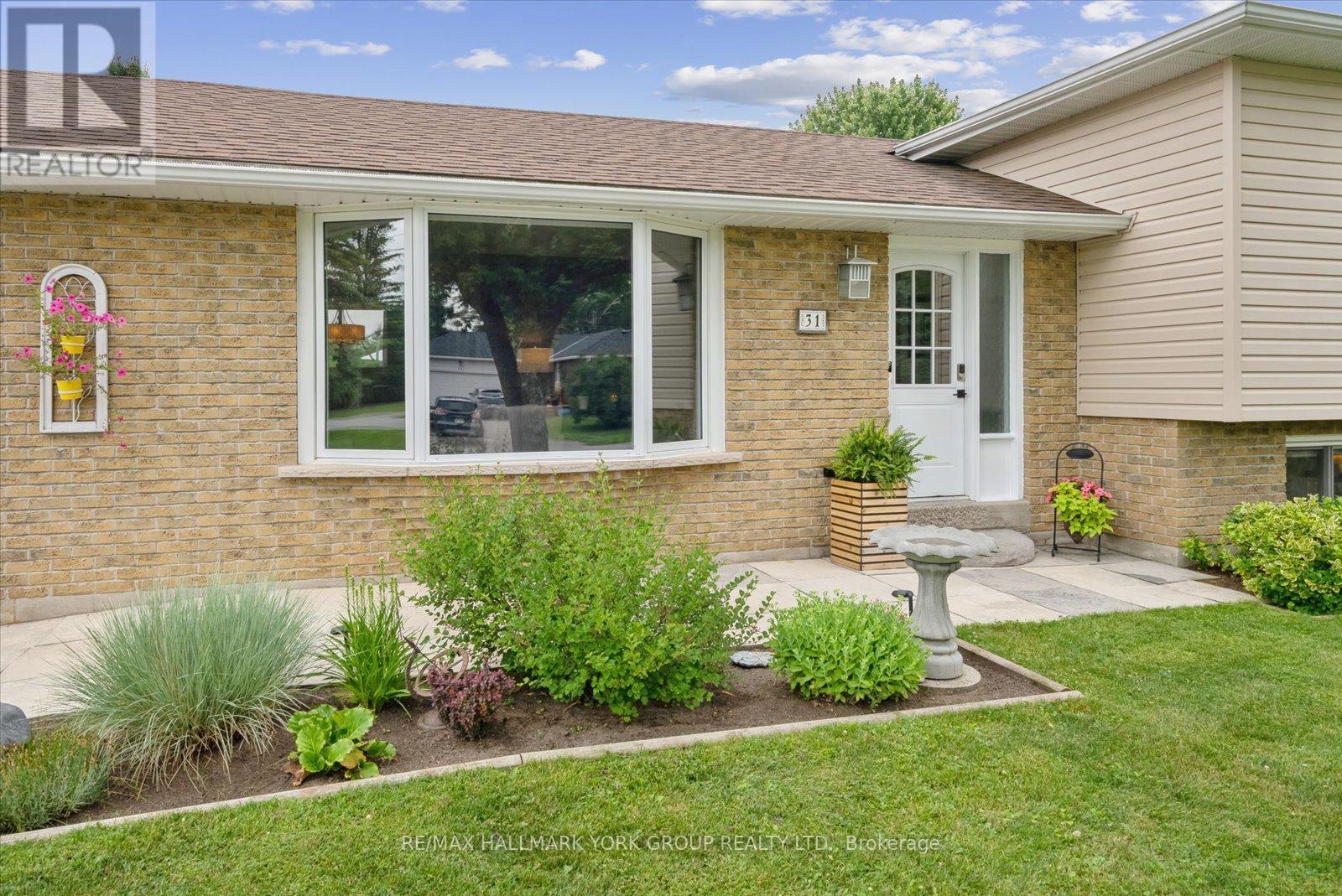 Property at 31 GRIFFITH AVENUE image 4