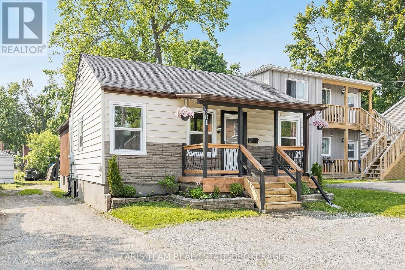 Property at 301 MARY STREET image 1