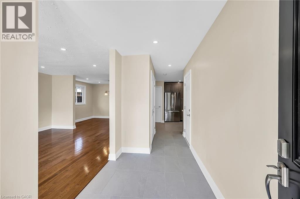 14 Glen Vista Drive, Hamilton, Ontario  L8K 6B7 - Photo 7 - 40742902