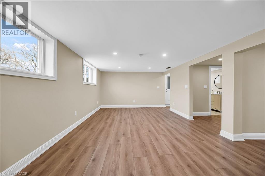 14 Glen Vista Drive, Hamilton, Ontario  L8K 6B7 - Photo 28 - 40742902