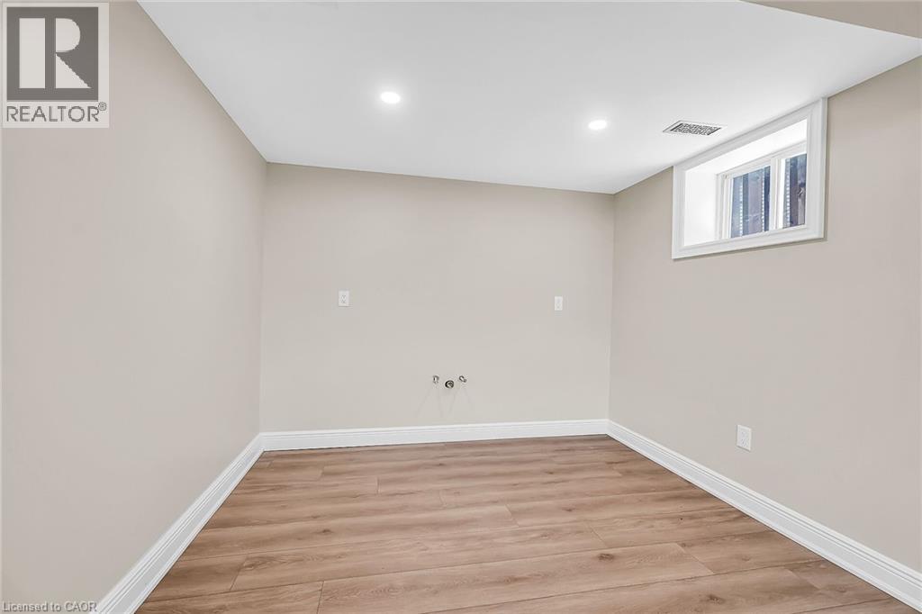 14 Glen Vista Drive, Hamilton, Ontario  L8K 6B7 - Photo 36 - 40742902
