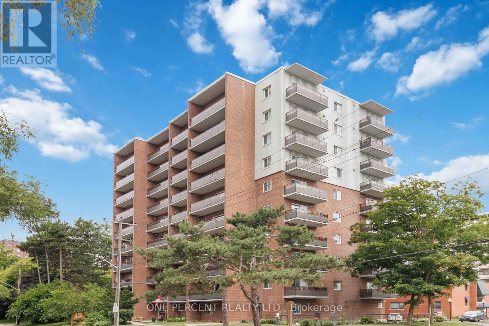 204 - 15 ELIZABETH STREET N, Mississauga, Ontario