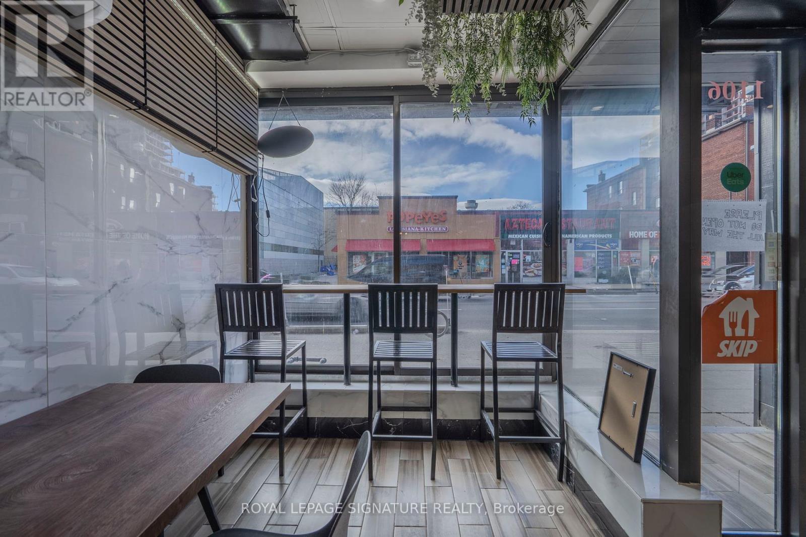 1106 Bloor Street W, Toronto (Dovercourt-Wallace Emerson-Junction), Ontario  M6H 1M8 - Photo 4 - W12272418
