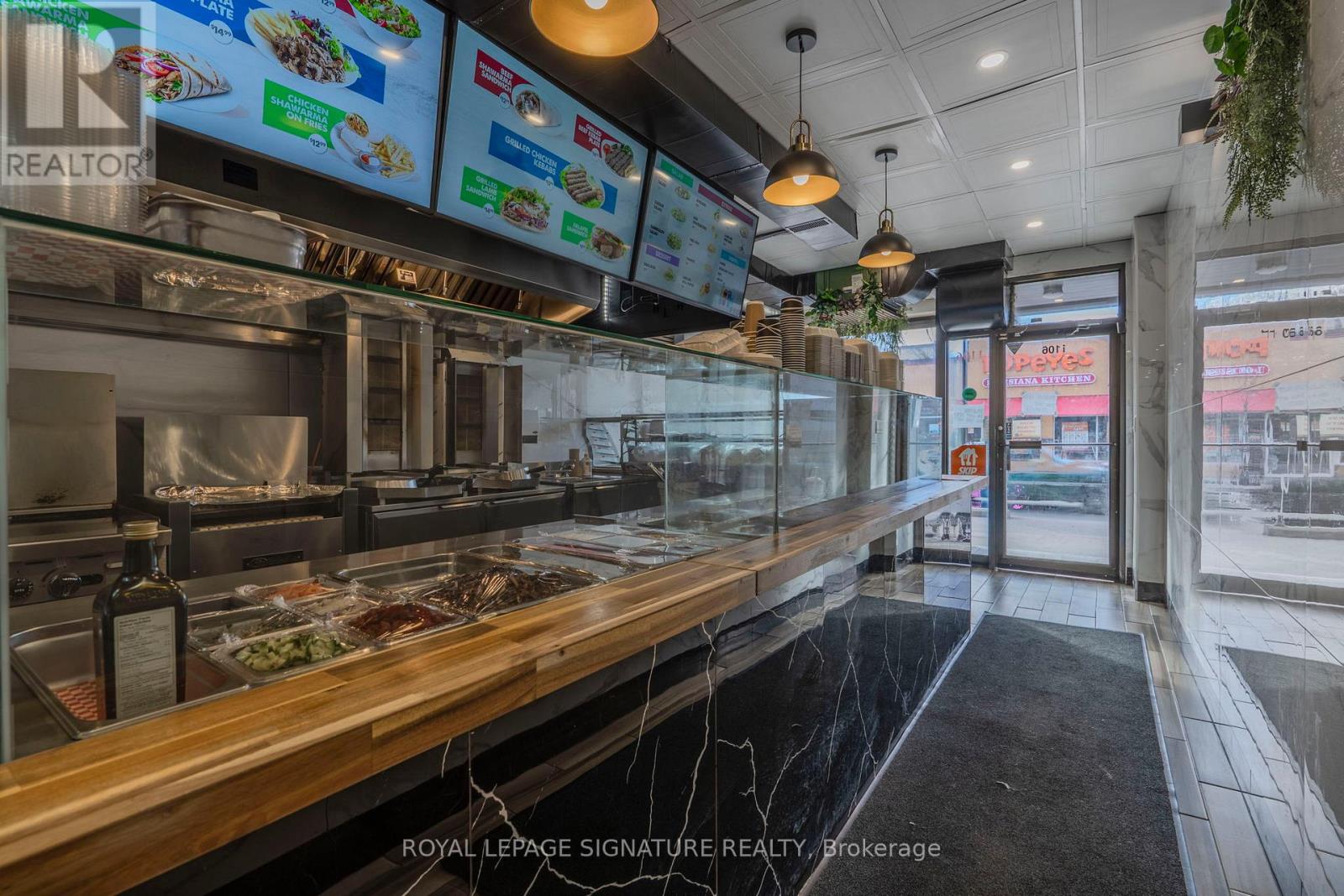 1106 Bloor Street W, Toronto (Dovercourt-Wallace Emerson-Junction), Ontario  M6H 1M8 - Photo 6 - W12272418