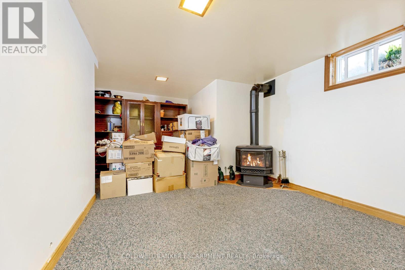 9 Kingham Road, Halton Hills (Ac Acton), Ontario  L7J 1S3 - Photo 11 - W12272590