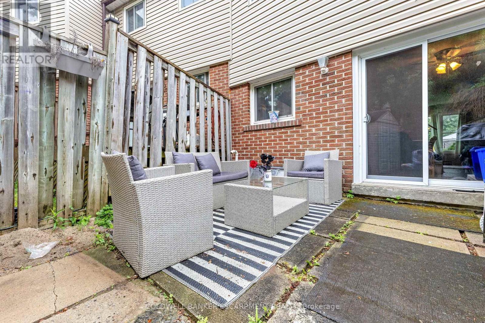 9 Kingham Road, Halton Hills (Ac Acton), Ontario  L7J 1S3 - Photo 13 - W12272590