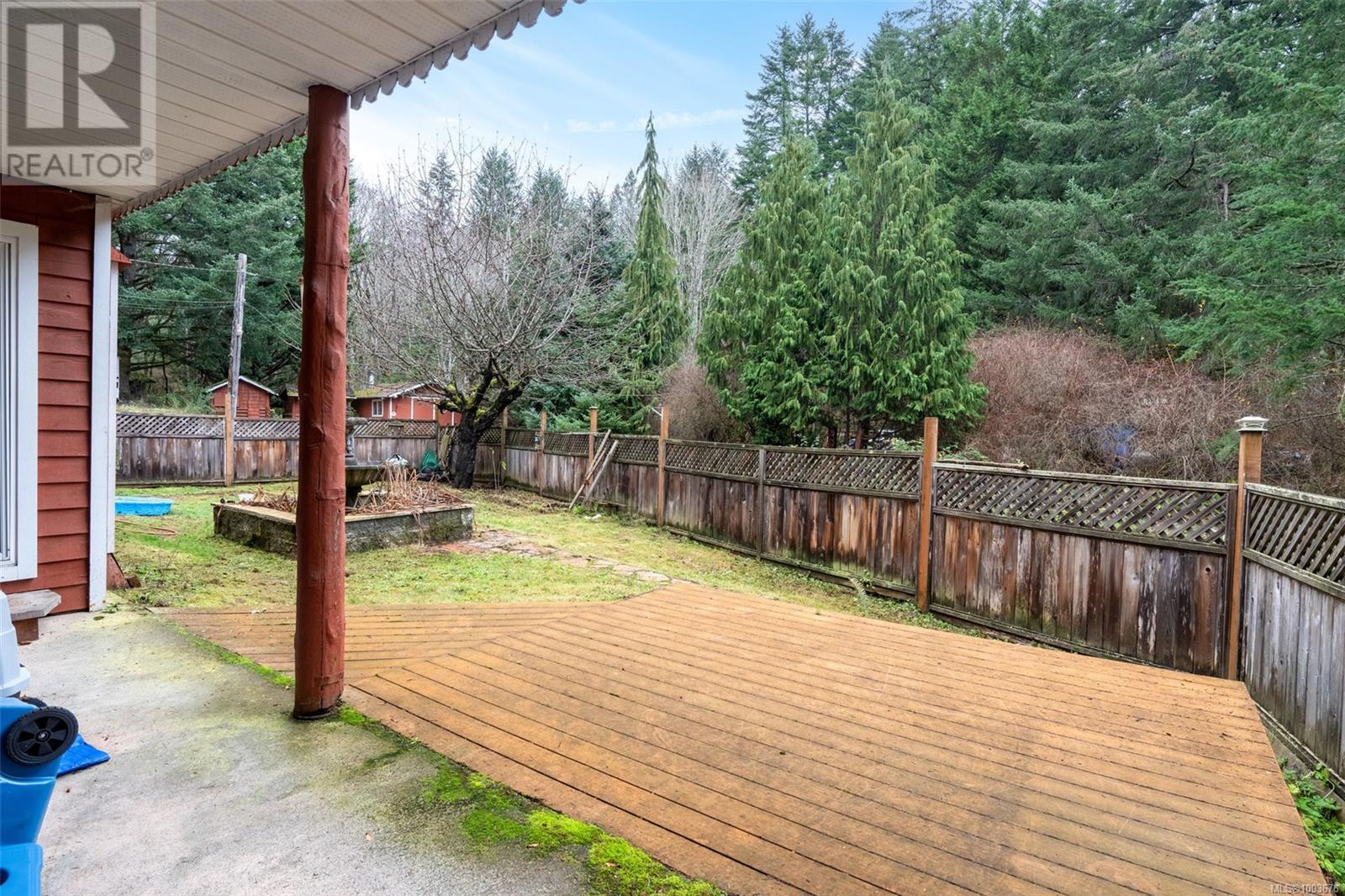 Property at 3074 Sooke Rd image 5
