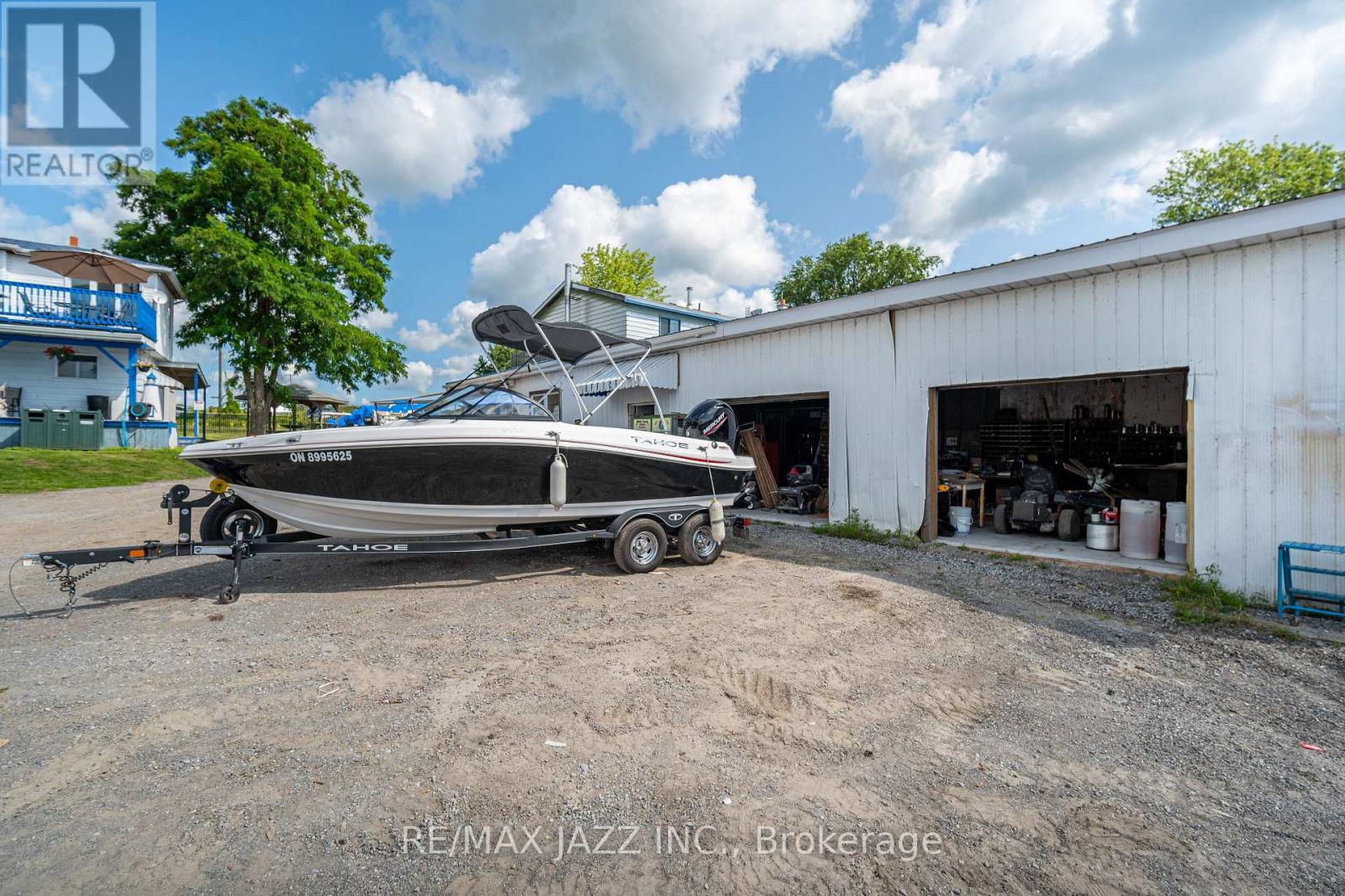 1087 Islandview Drive, Otonabee-South Monaghan, Ontario K0L 1B0 - Photo 10 - X12260723