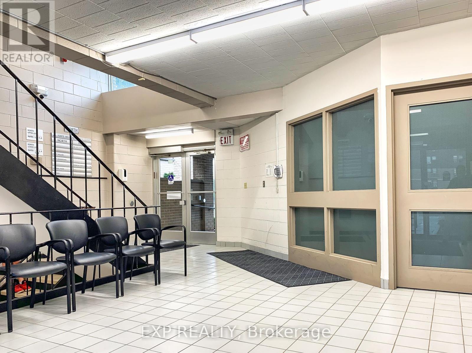 4 - 165 Plymouth Road, Welland, Ontario  L3B 3E1 - Photo 11 - X12272226