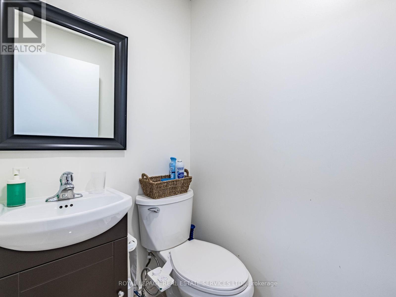 4 - 287 Dundas Street E, Hamilton (Waterdown), Ontario  L0R 2H6 - Photo 22 - X12272407