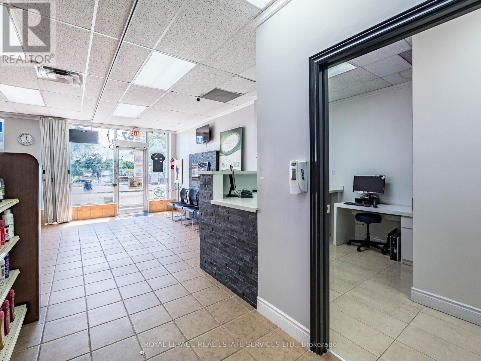 4 - 287 Dundas Street E, Hamilton (Waterdown), Ontario  L0R 2H6 - Photo 26 - X12272407