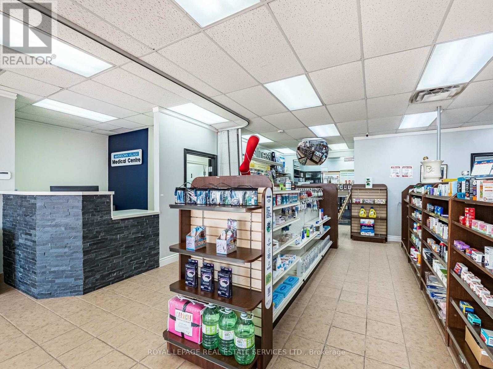 4 - 287 Dundas Street E, Hamilton (Waterdown), Ontario  L0R 2H6 - Photo 7 - X12272407