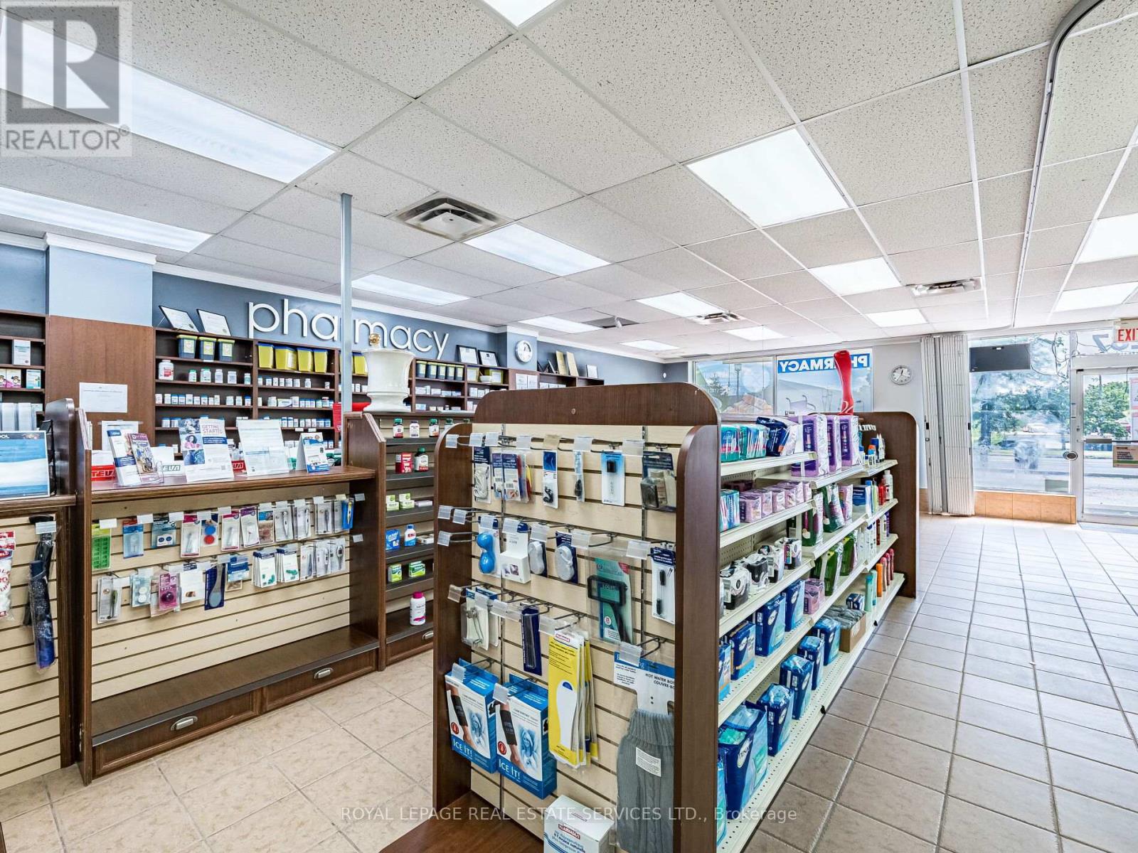 4 - 287 Dundas Street E, Hamilton (Waterdown), Ontario  L0R 2H6 - Photo 8 - X12272407