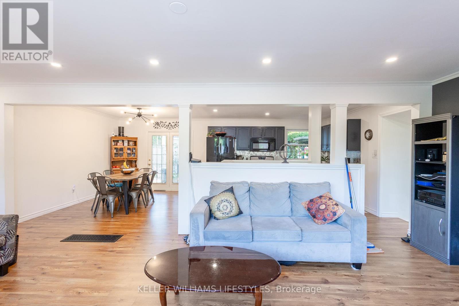 188 Cayley Street, Goderich, Ontario  N7A 2A3 - Photo 6 - X12263881