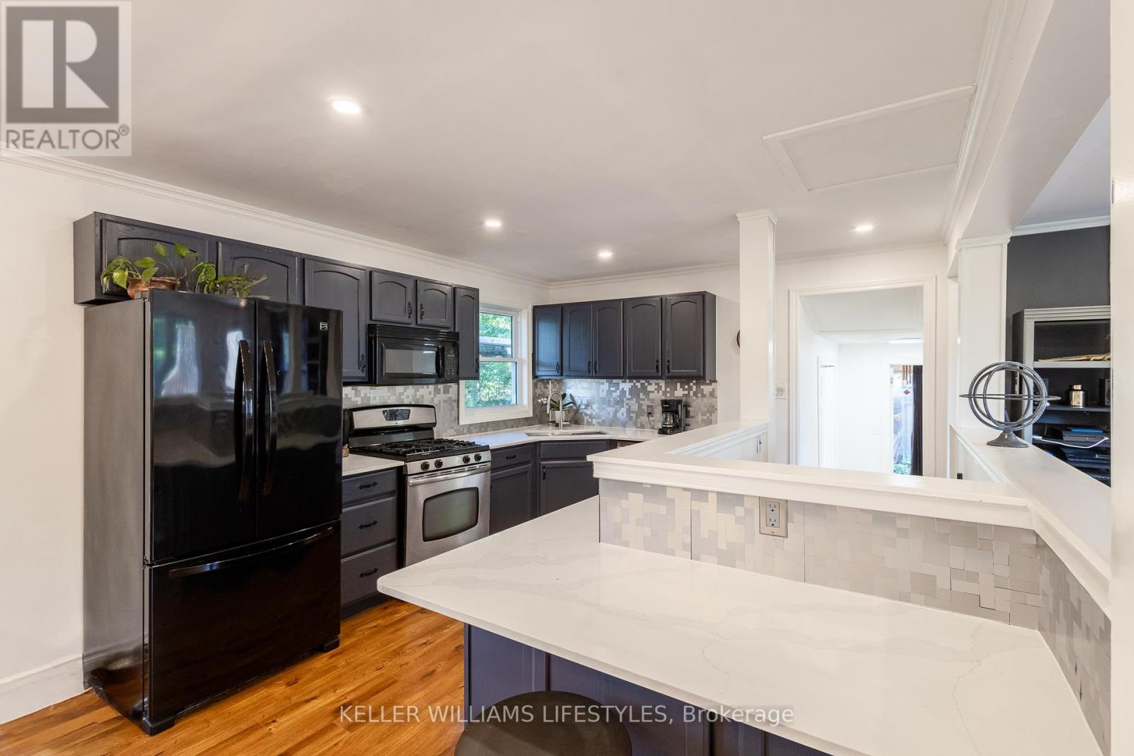 188 Cayley Street, Goderich, Ontario  N7A 2A3 - Photo 9 - X12263881