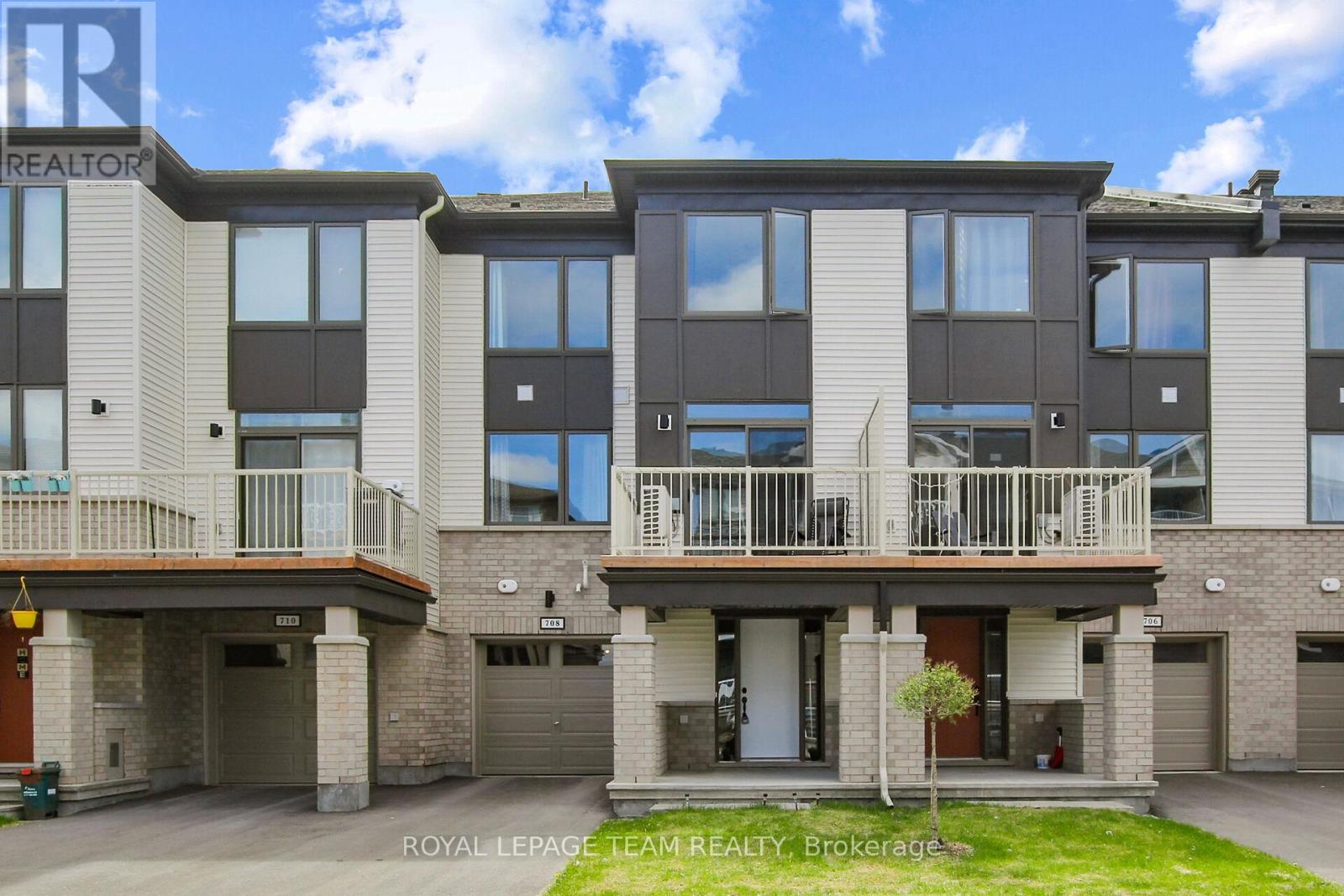 Property at 708 CHROMITE PRIVATE image 1