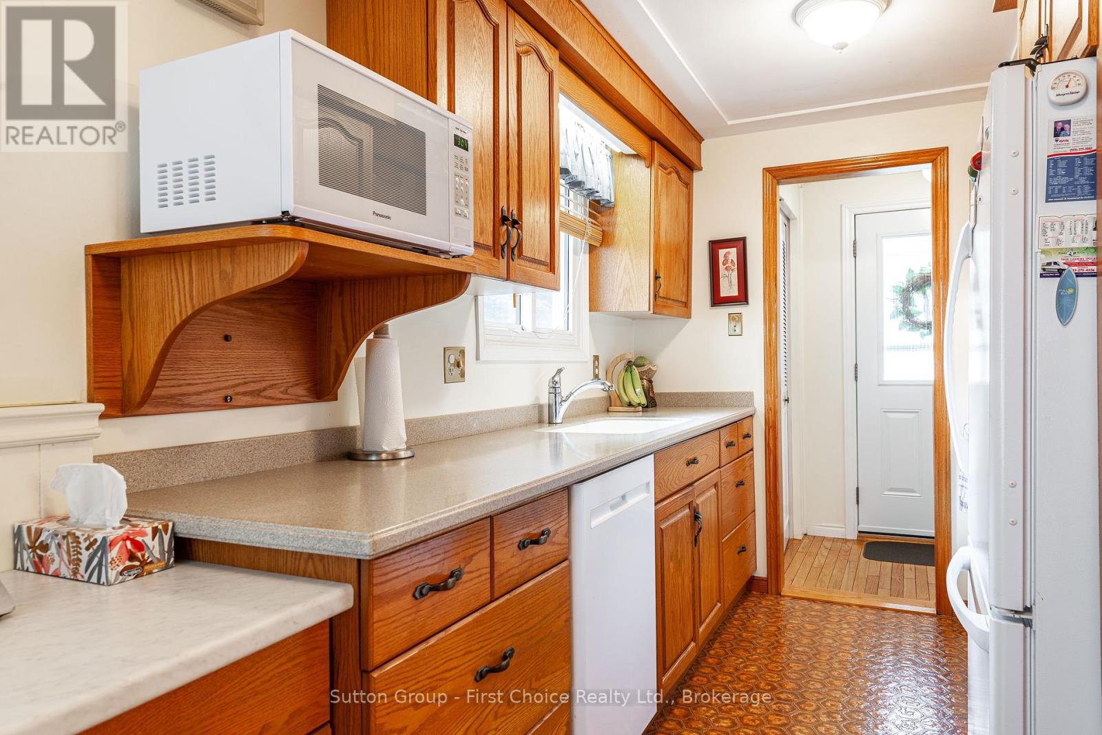 43 Wooton Court, Stratford, Ontario N4Z 1B9 - Photo 17 - X12272717