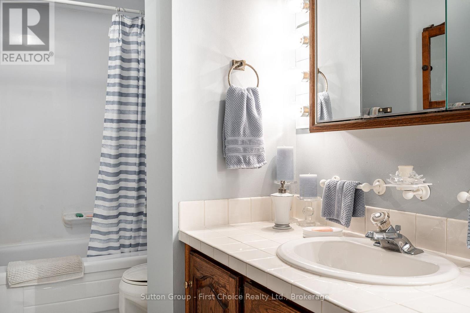 43 Wooton Court, Stratford, Ontario N4Z 1B9 - Photo 20 - X12272717