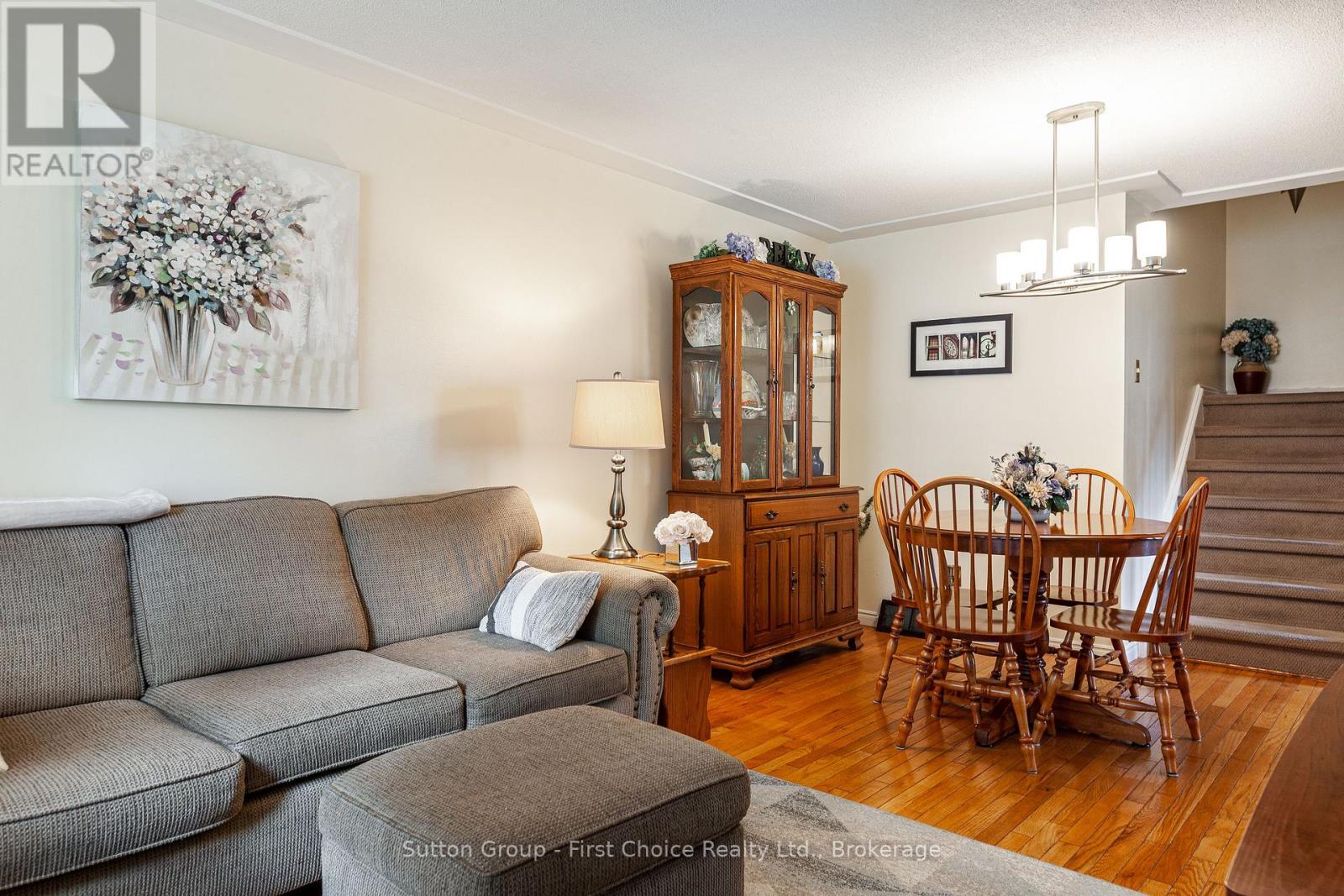 43 Wooton Court, Stratford, Ontario N4Z 1B9 - Photo 7 - X12272717