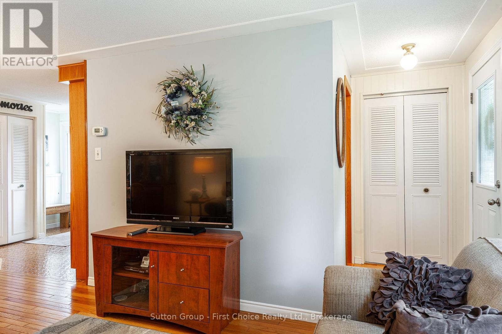 43 Wooton Court, Stratford, Ontario N4Z 1B9 - Photo 9 - X12272717