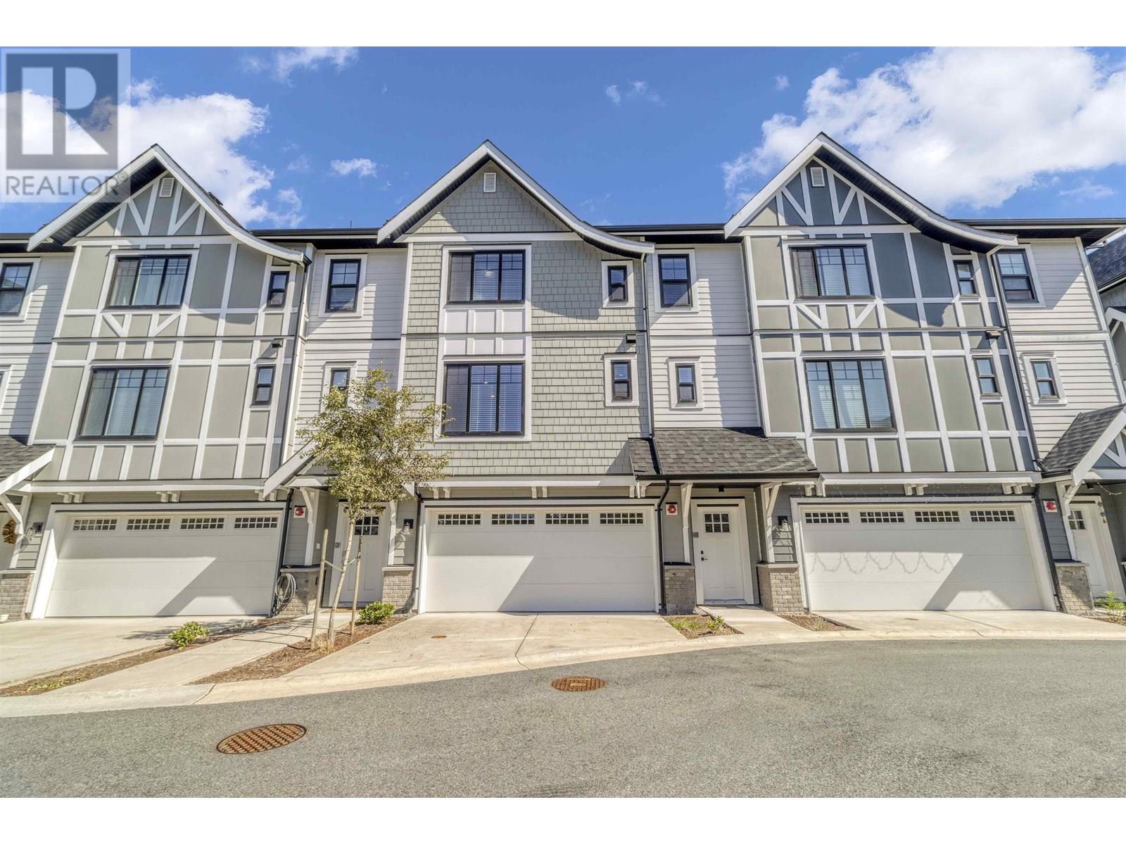 3 12018 237 STREET, Maple Ridge, British Columbia