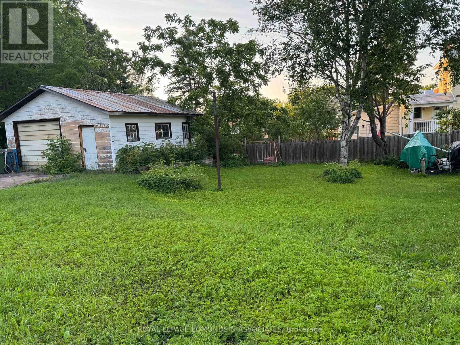 187 HUNTER STREET, Pembroke, Ontario