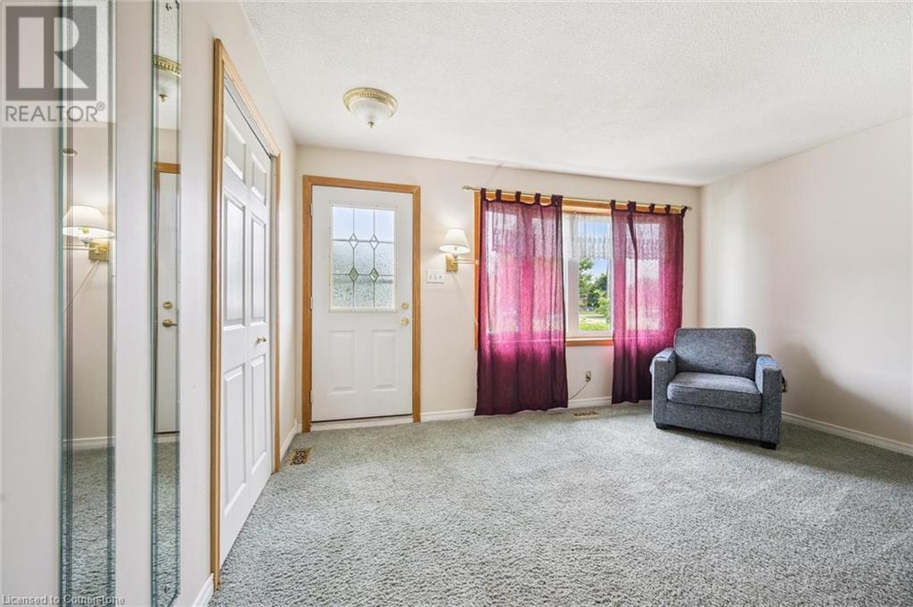Property at 341 REDFORD Crescent image 4