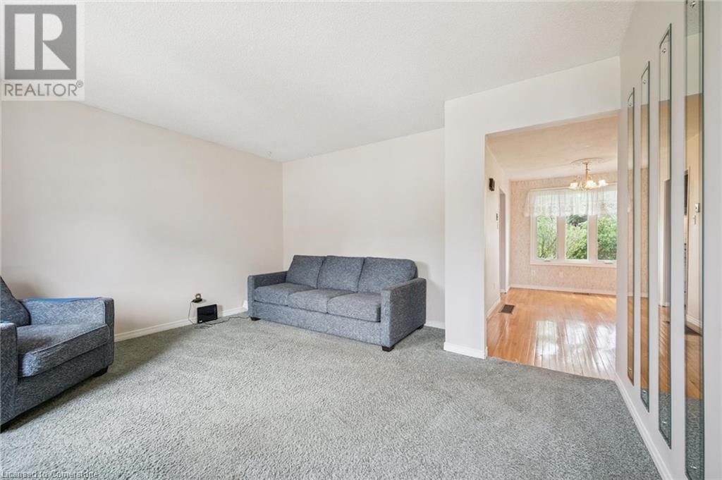Property at 341 REDFORD Crescent image 5