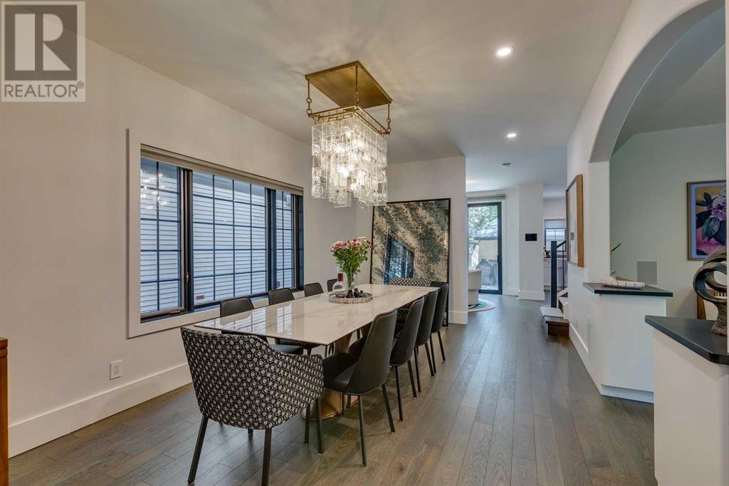 Property at 117 Garden Crescent SW image 3