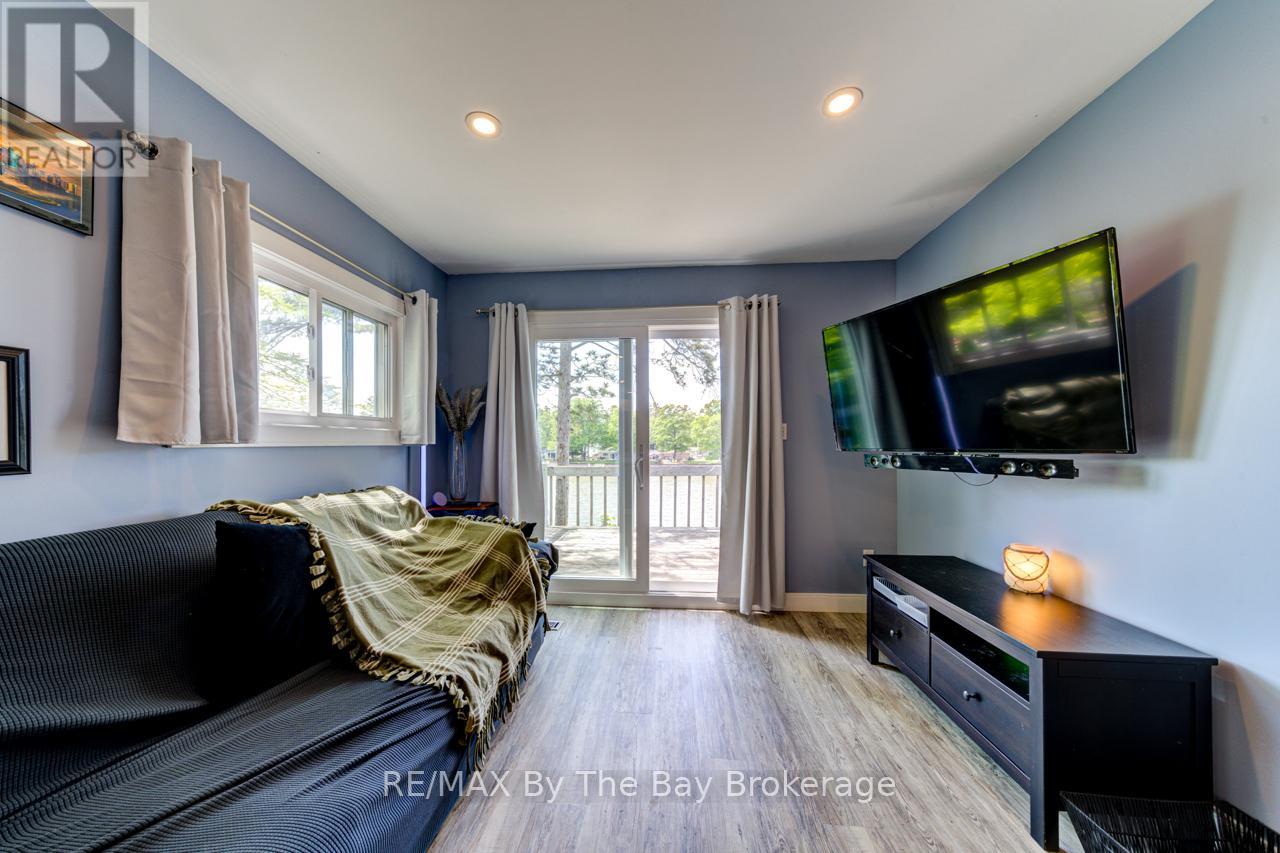 1250 River Road W, Wasaga Beach, Ontario  L9Z 2W6 - Photo 10 - S12226887