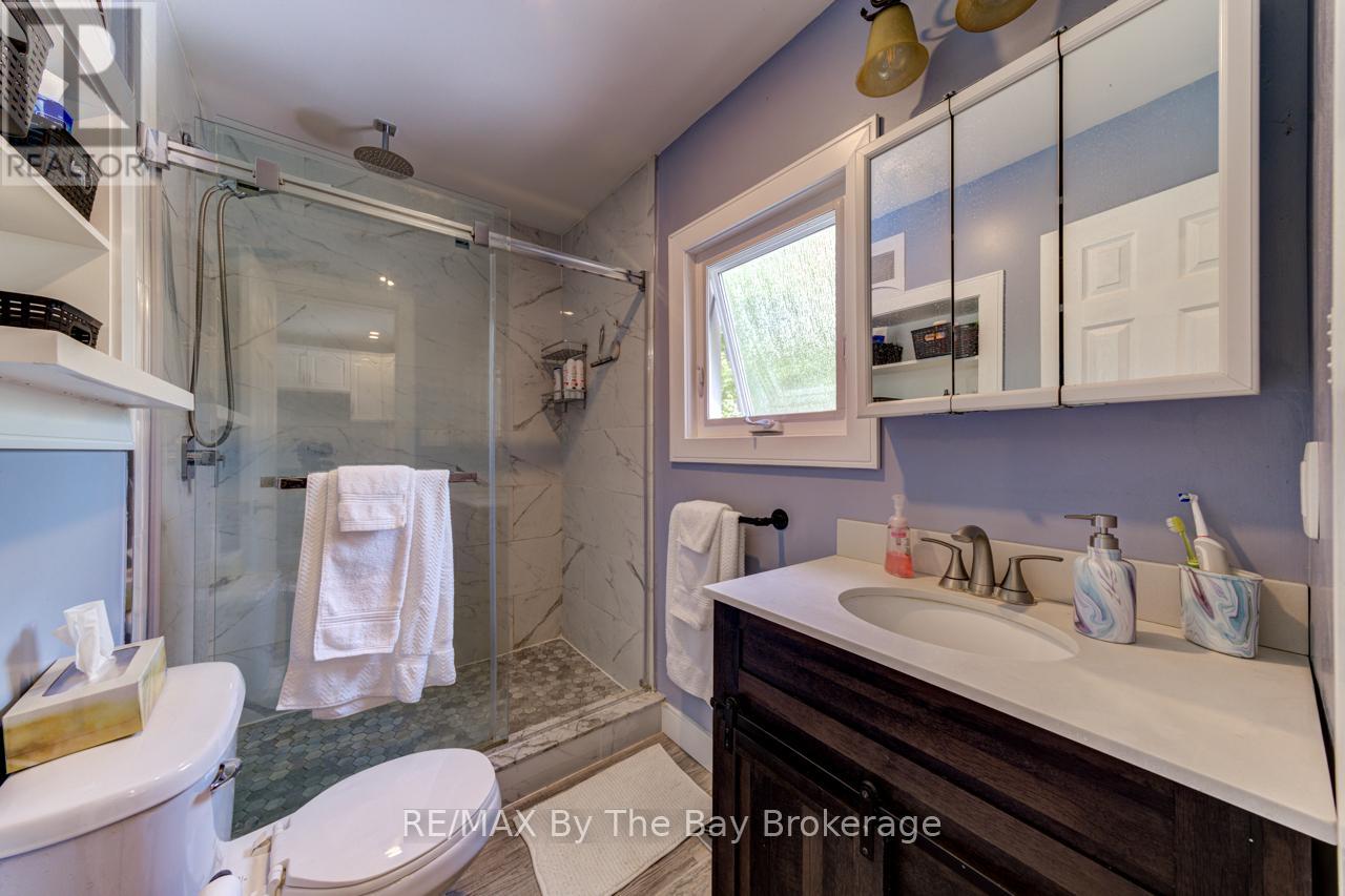 1250 River Road W, Wasaga Beach, Ontario  L9Z 2W6 - Photo 19 - S12226887