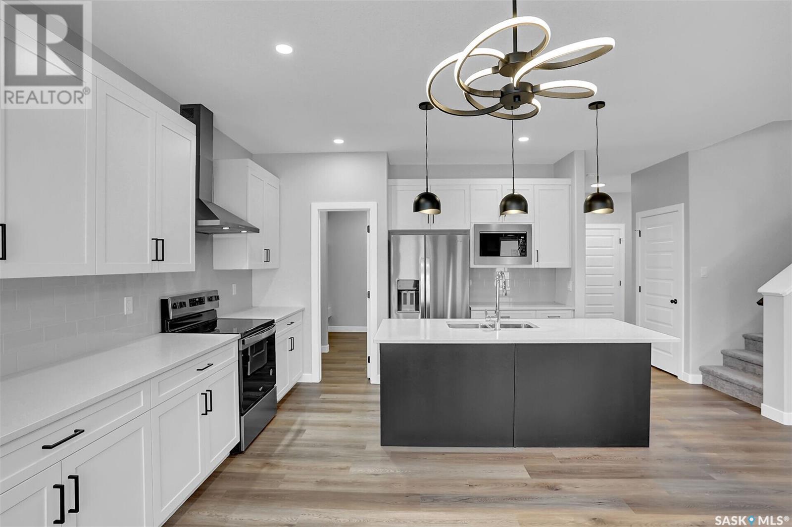 Property at 106 Katz AVENUE image 5