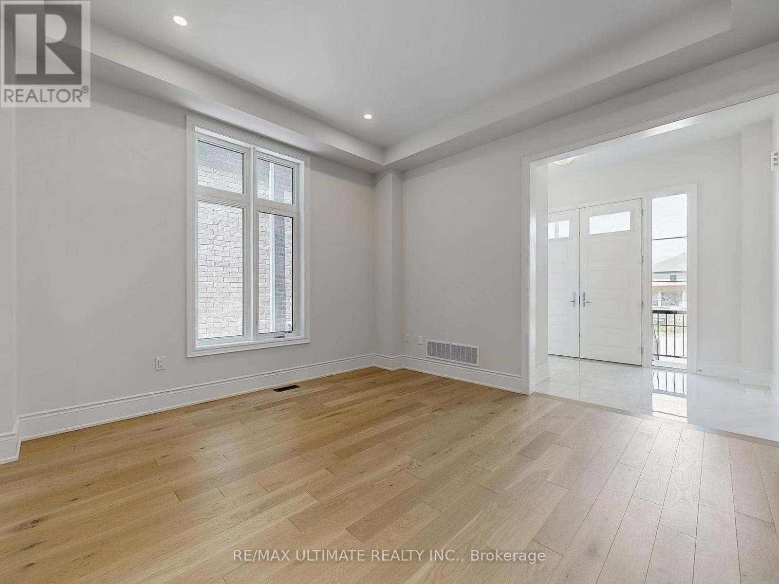 Property at 156 WINTHROP CRESCENT image 5