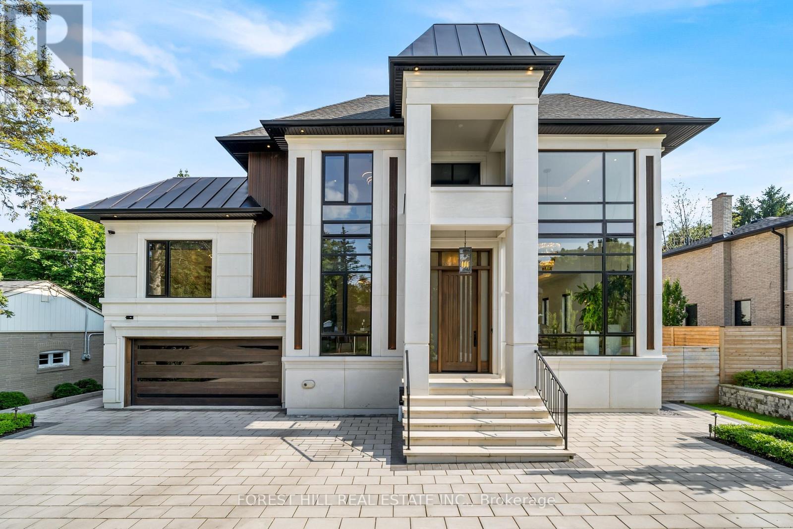 Property at 390 KERRYBROOK DRIVE image 3