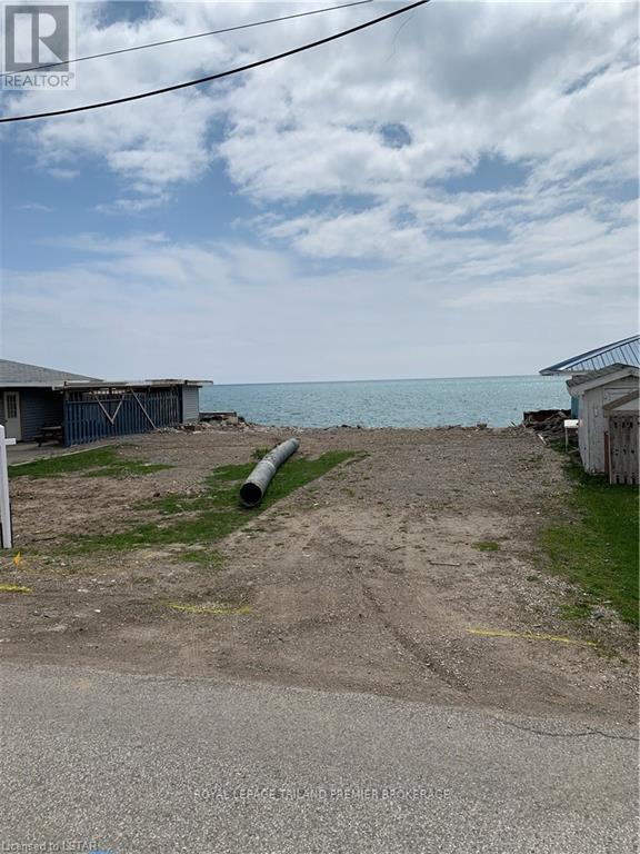 18094 Erie Shore Drive, Chatham-Kent (Erieau), Ontario  N0P 1A0 - Photo 10 - X12272878
