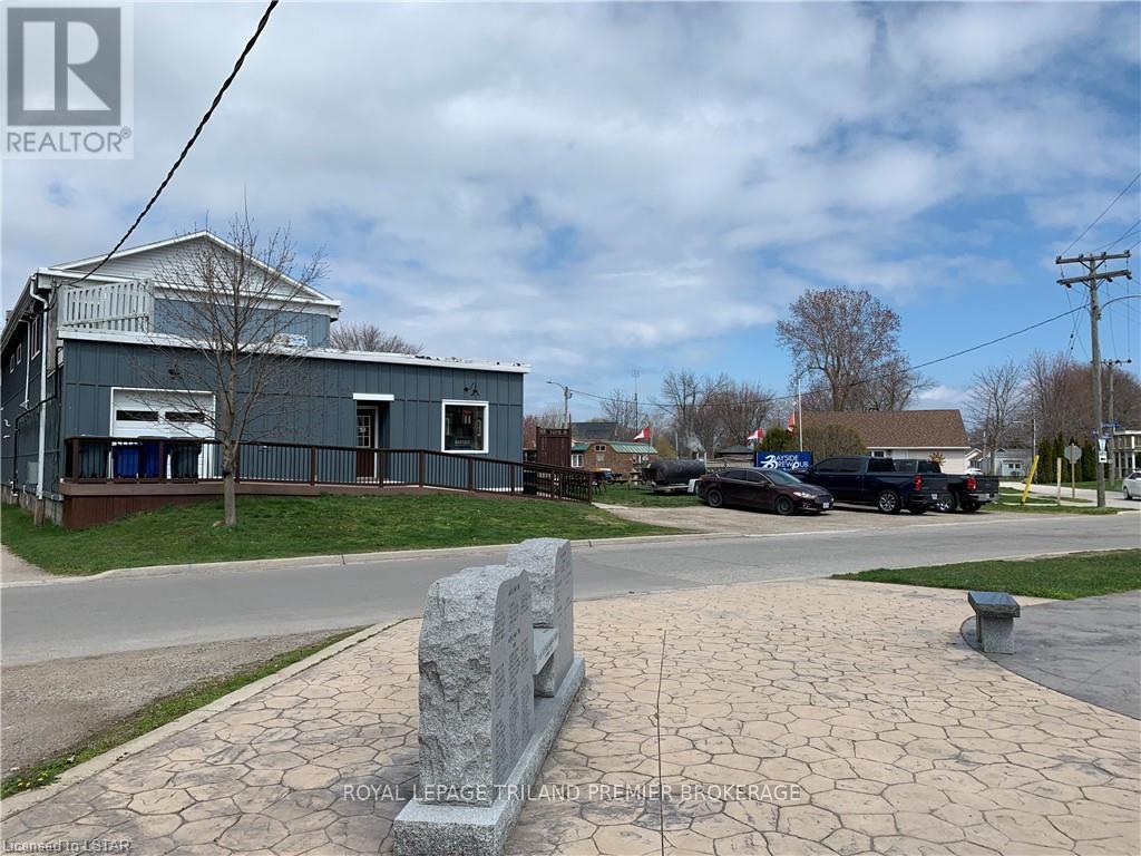 18094 Erie Shore Drive, Chatham-Kent (Erieau), Ontario  N0P 1A0 - Photo 15 - X12272878