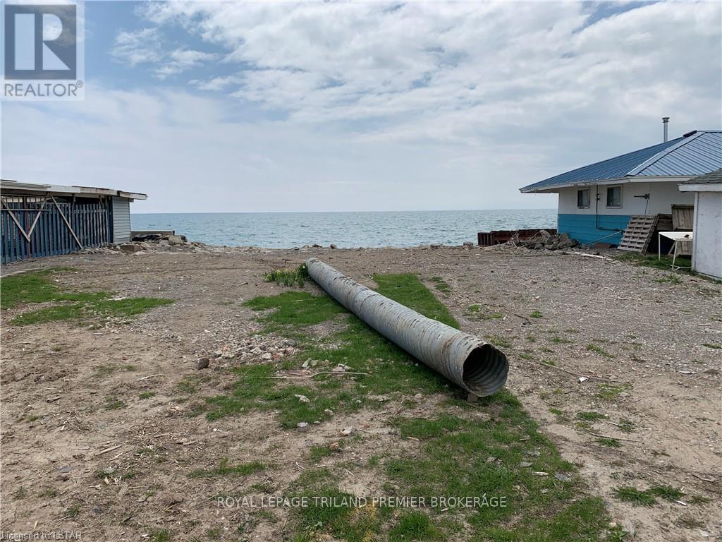 18094 Erie Shore Drive, Chatham-Kent (Erieau), Ontario  N0P 1A0 - Photo 3 - X12272878