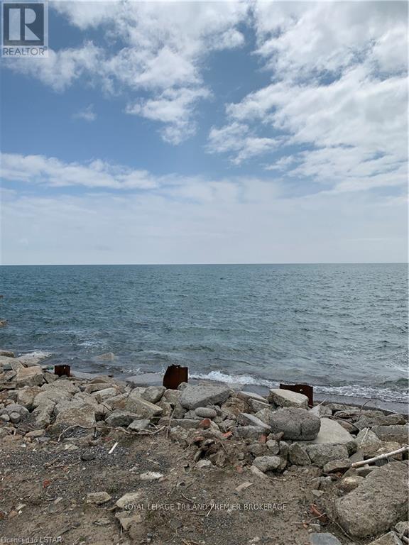 18094 Erie Shore Drive, Chatham-Kent (Erieau), Ontario  N0P 1A0 - Photo 6 - X12272878