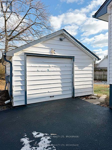 147 Linwood Avenue, Port Colborne (Sugarloaf), Ontario  L3K 5K1 - Photo 19 - X12272944